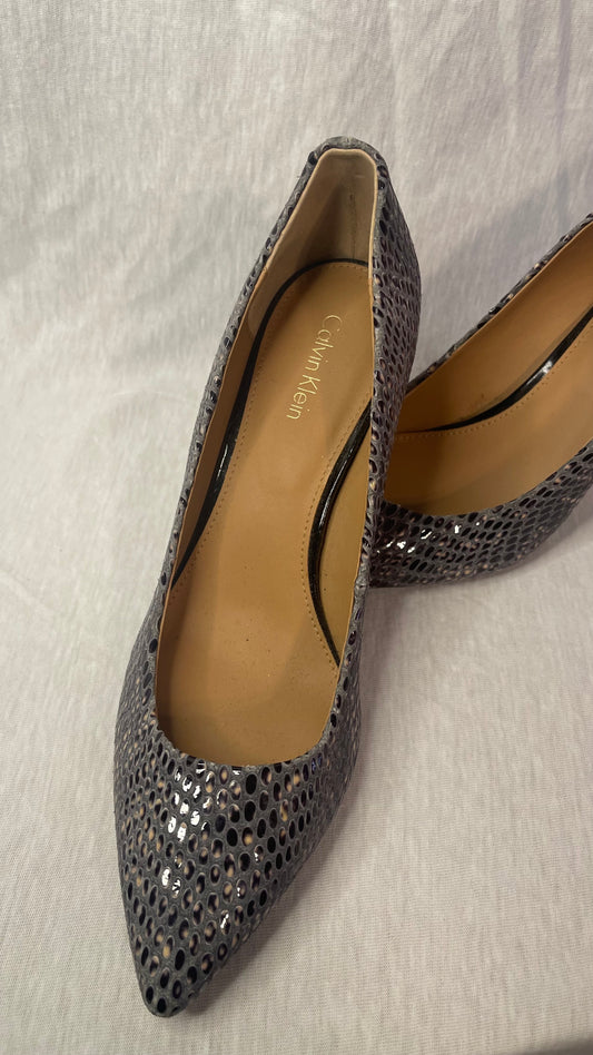 SIZE 7 Calvin Klein Animal Print Heels