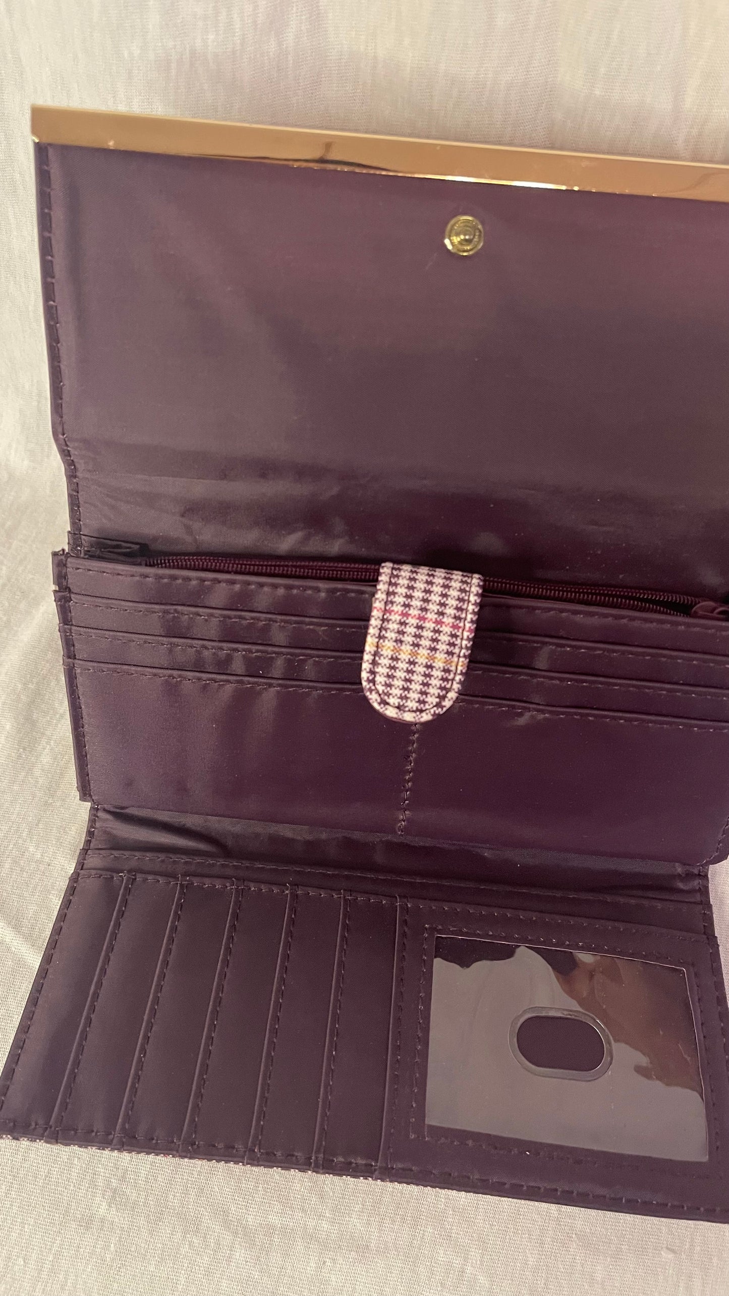 Plaid Wallet