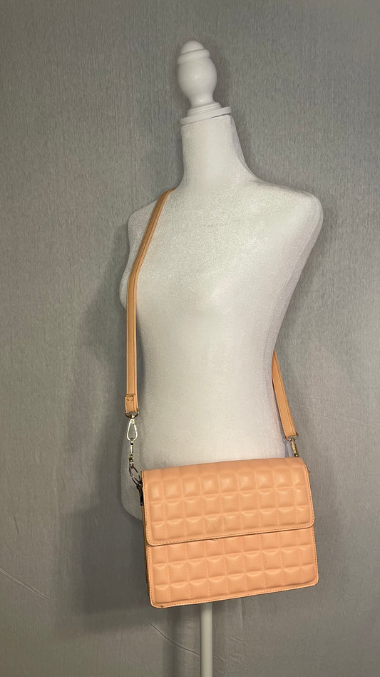 LAST CHANCE / Pink Quilt Style Crossbody Purse