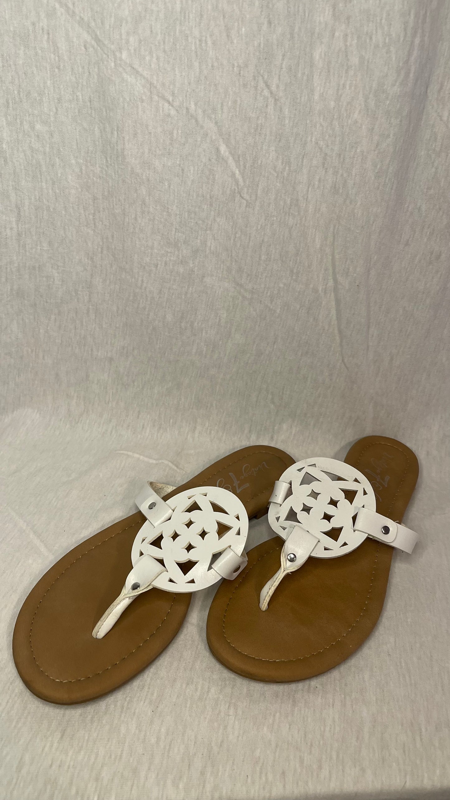 Size 9 White Sandals
