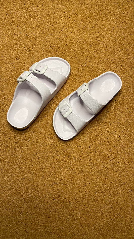 NWOT / Kids Light Purple Slides, size 12.5