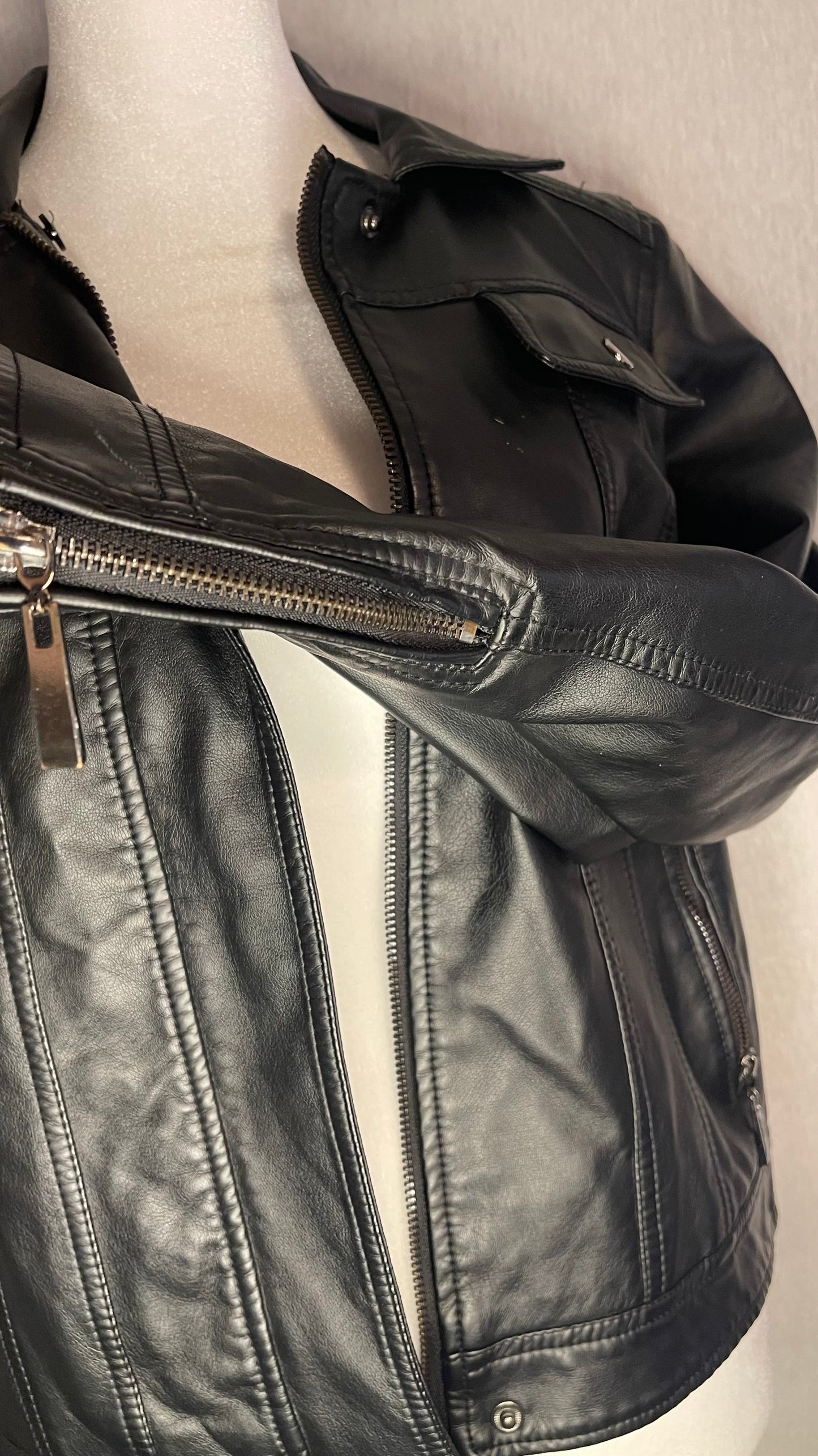 SM Faux Leather Jacket Zipper Details