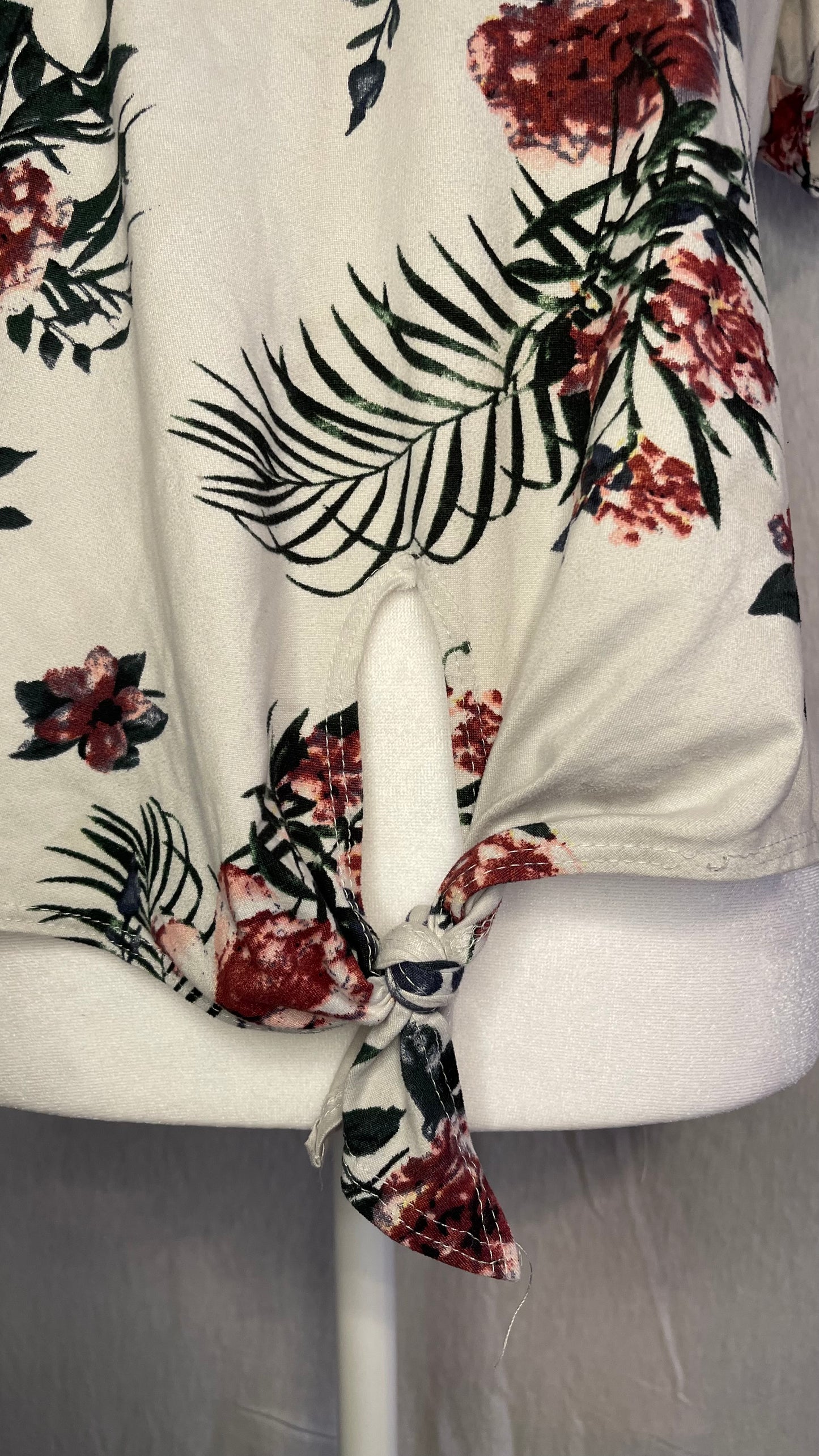 M/L White Floral Front Tie Top