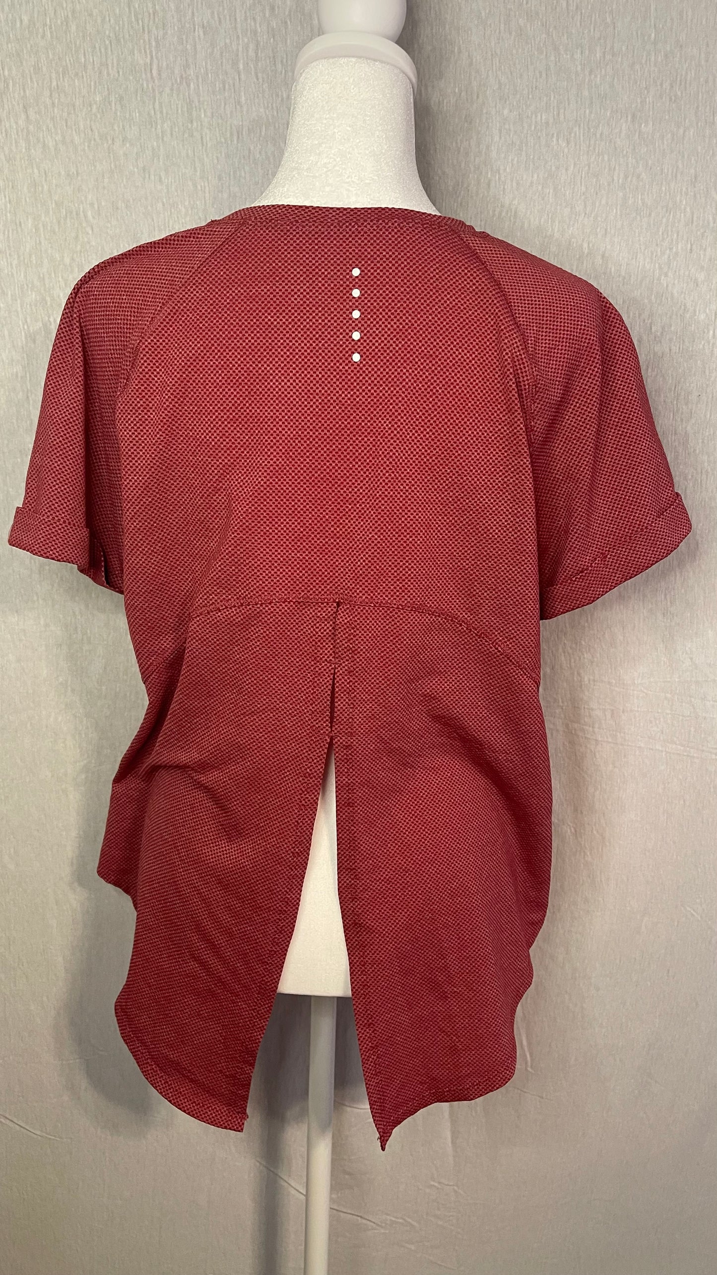 MED Womens Athletic Works Split Back Top