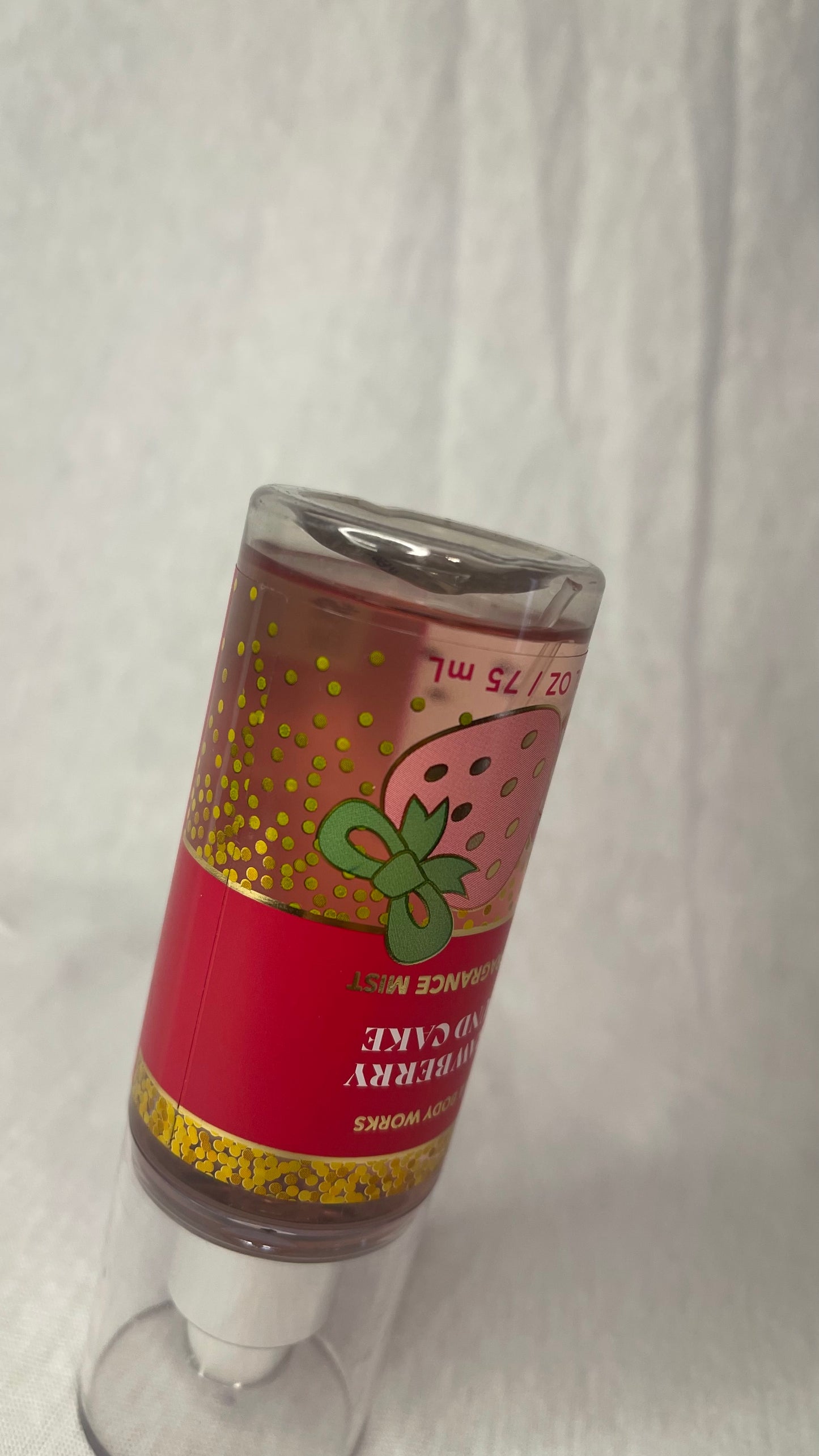 NWOT / Bath and Body Works Mini Strawberry Poundcake Body Spray